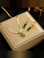 Isolda | Set de Collar y Aretes Esmeralda Dorado