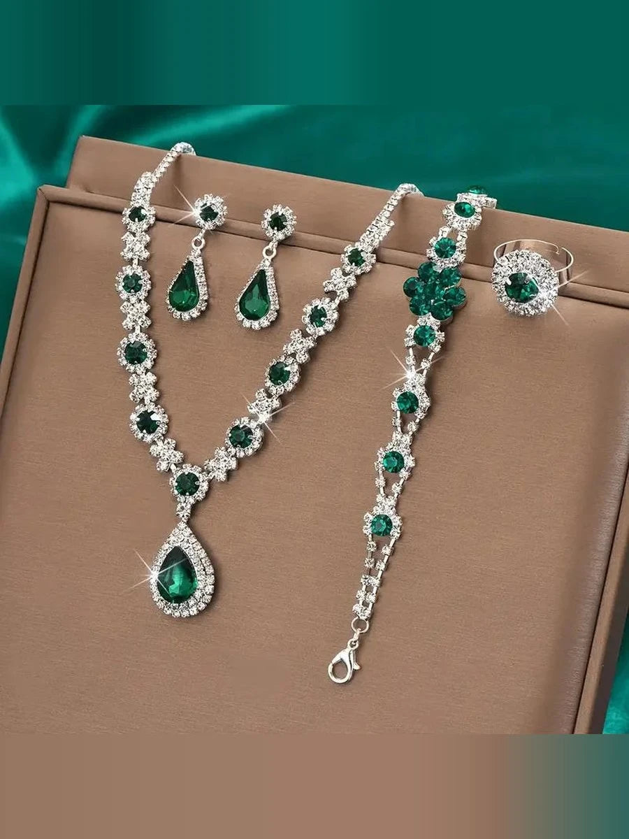 Lucía | Set de Joyas Esmeralda de 4 Piezas Plateado