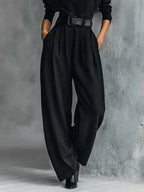Mirta | Conjunto Negro de Cuello Alto y Pantalón Recto