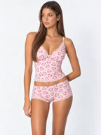 Conjunto de Pijama con Corazones y Detalles de Encaje