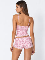 Conjunto de Pijama con Corazones y Detalles de Encaje