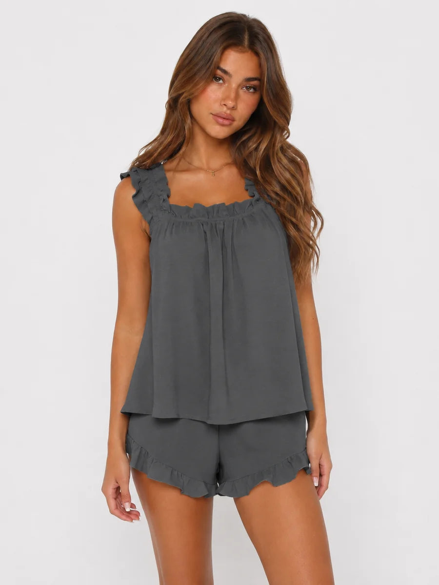 Conjunto de Pijama con Tirantes de Volantes y Short, color gris