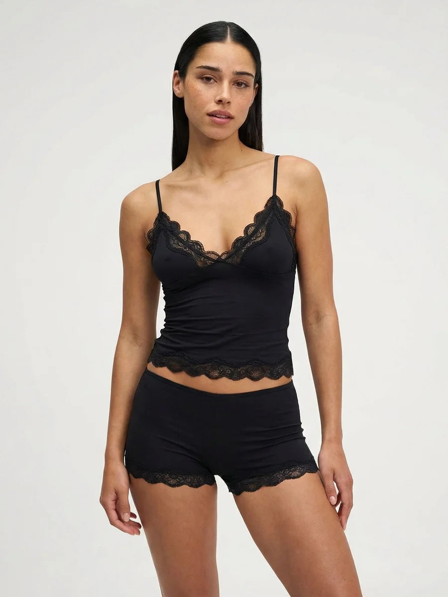 Conjunto de Pijama de Camisola y Short con Borde de Encaje, color negro