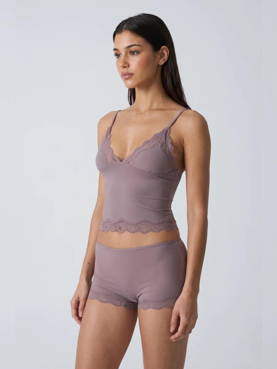 Conjunto de Pijama de Camisola y Short con Borde de Encaje, color lavanda
