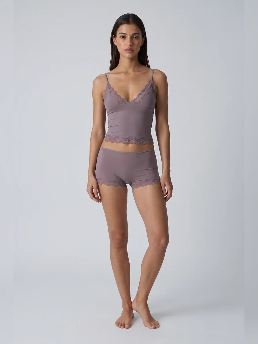Conjunto de Pijama de Camisola y Short con Borde de Encaje, color lavanda