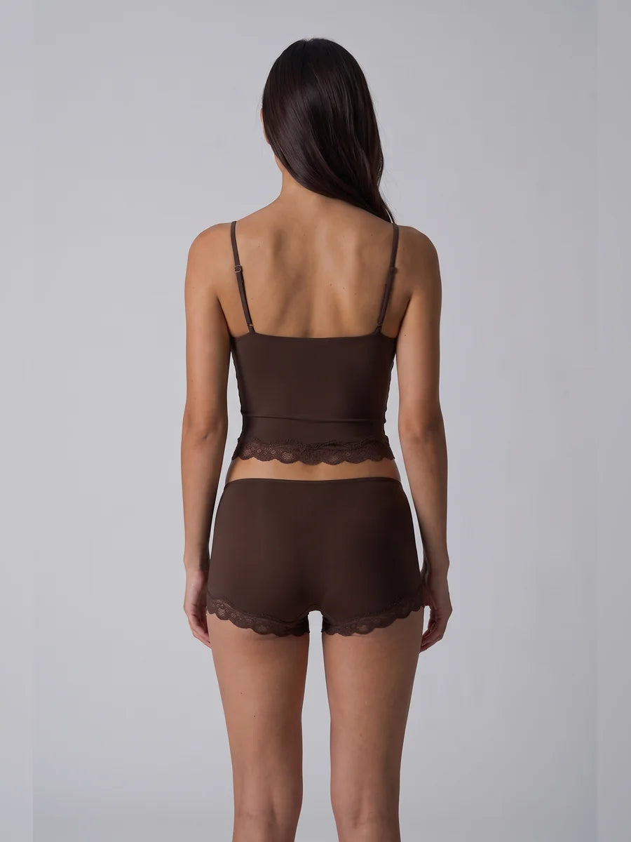Conjunto de Pijama de Camisola y Short con Borde de Encaje, color marrón oscuro