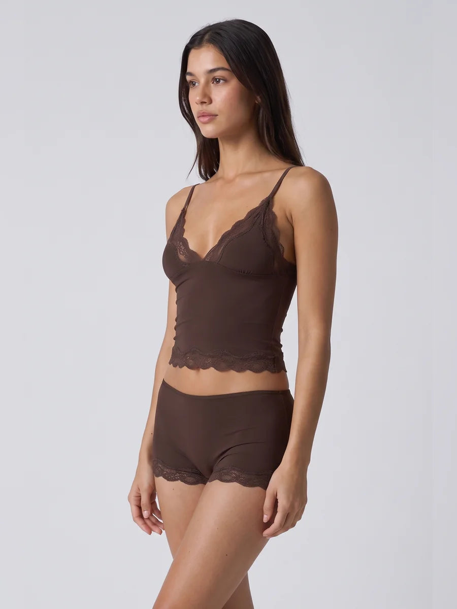Conjunto de Pijama de Camisola y Short con Borde de Encaje, color marrón oscuro