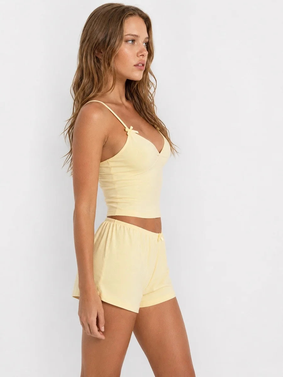 Conjunto de Pijama de Camisola con Lazos y Short, color amarillo claro