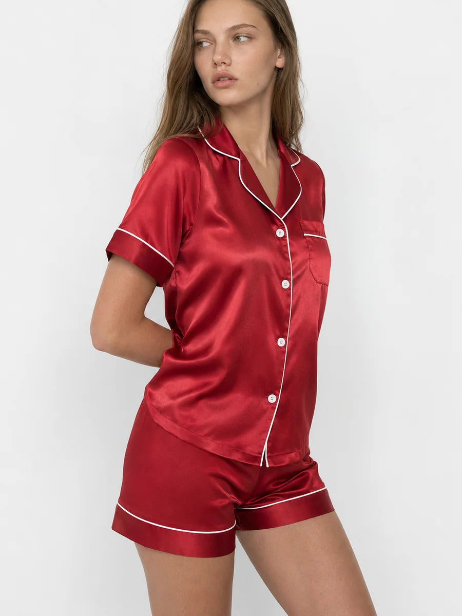 Conjunto de Pijama de Satén con Camisa y Short, color rojo apagado