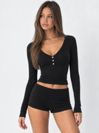 Conjunto de Pijama Acanalado con Top Henley y Short, color negro