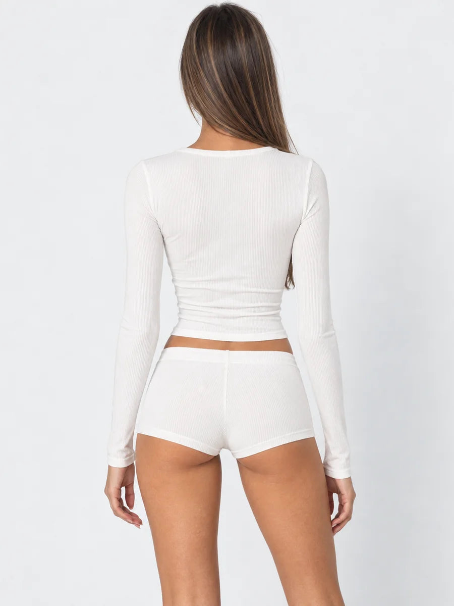 Conjunto de Pijama Acanalado con Top Henley y Short, color blanco