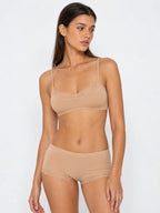 Conjunto Básico de Bralette y Culotte con Encaje, color beige