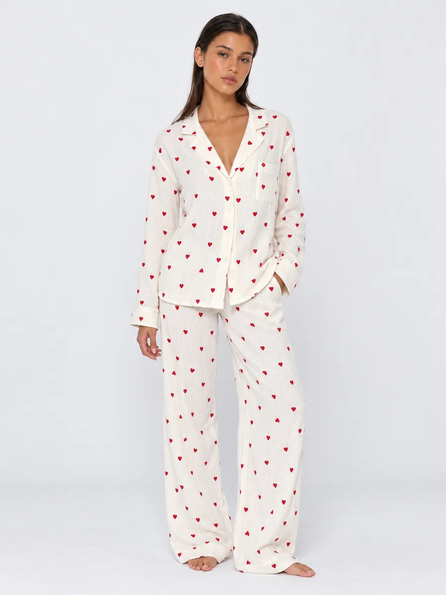 Conjunto de Pijama de Camisa y Pantalón con Corazones
