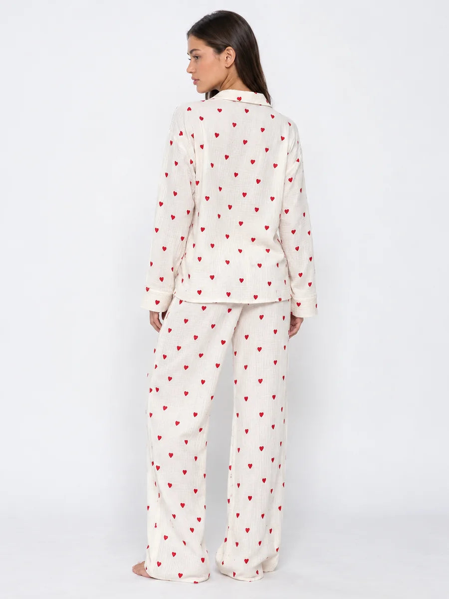 Conjunto de Pijama de Camisa y Pantalón con Corazones