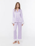 Conjunto de Pijama de Satén con Detalles de Plumas, color lila