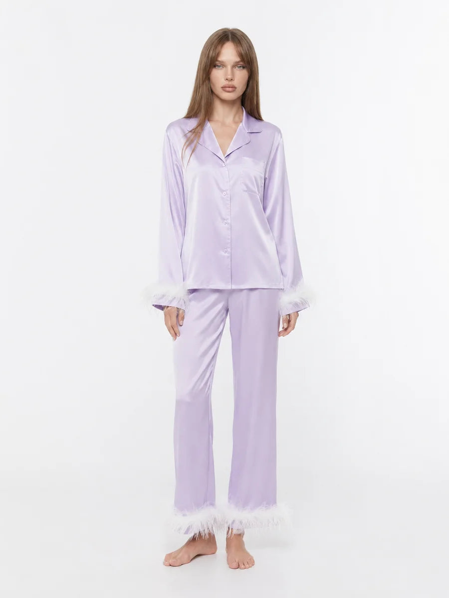 Conjunto de Pijama de Satén con Detalles de Plumas, color lila