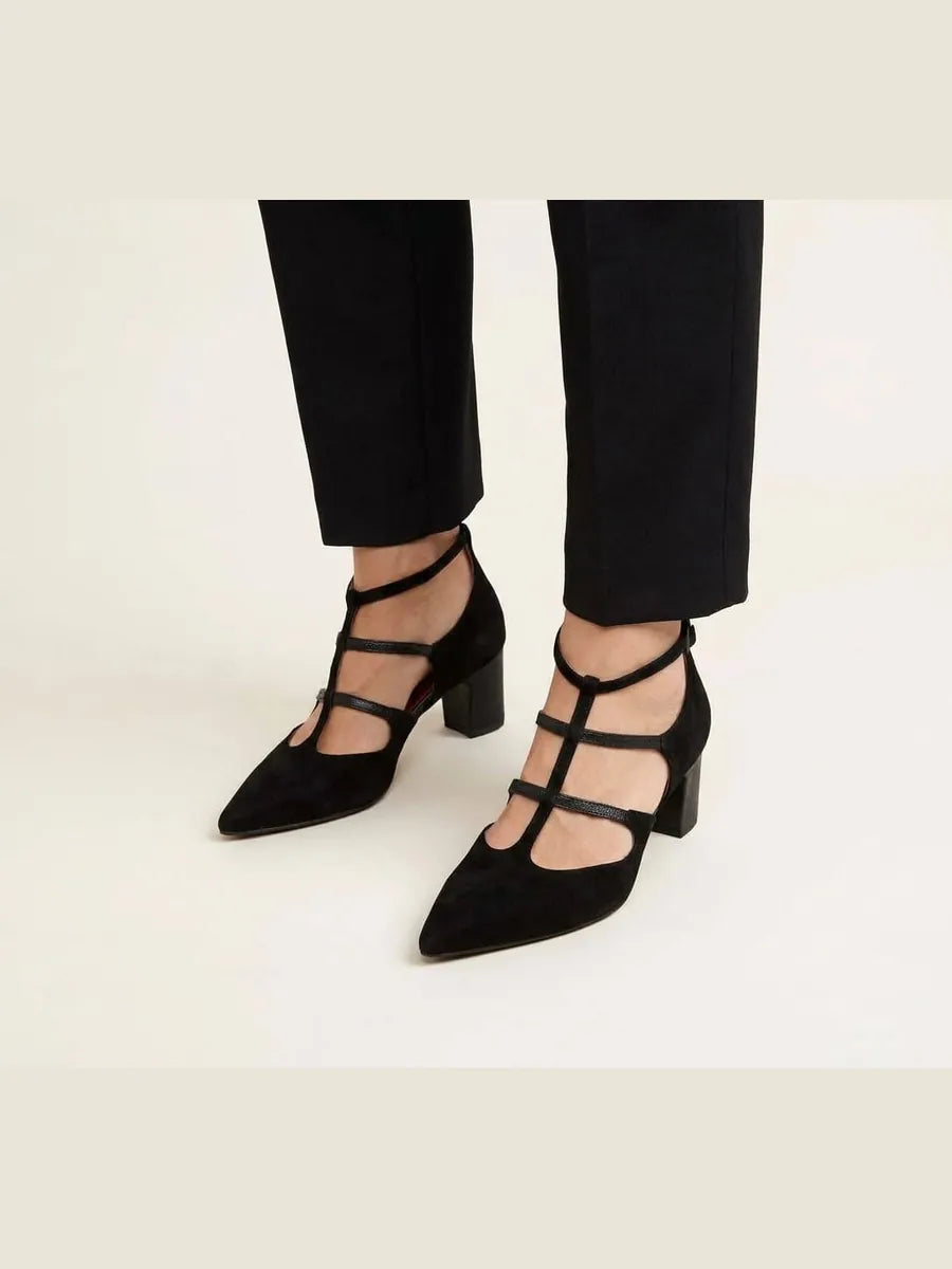Consuelo | Zapatos de Punta con Tiras Cruzadas