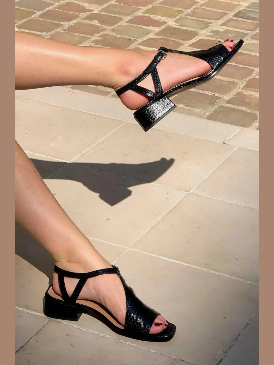 Estrella | Sandalias Plateadas de Verano
