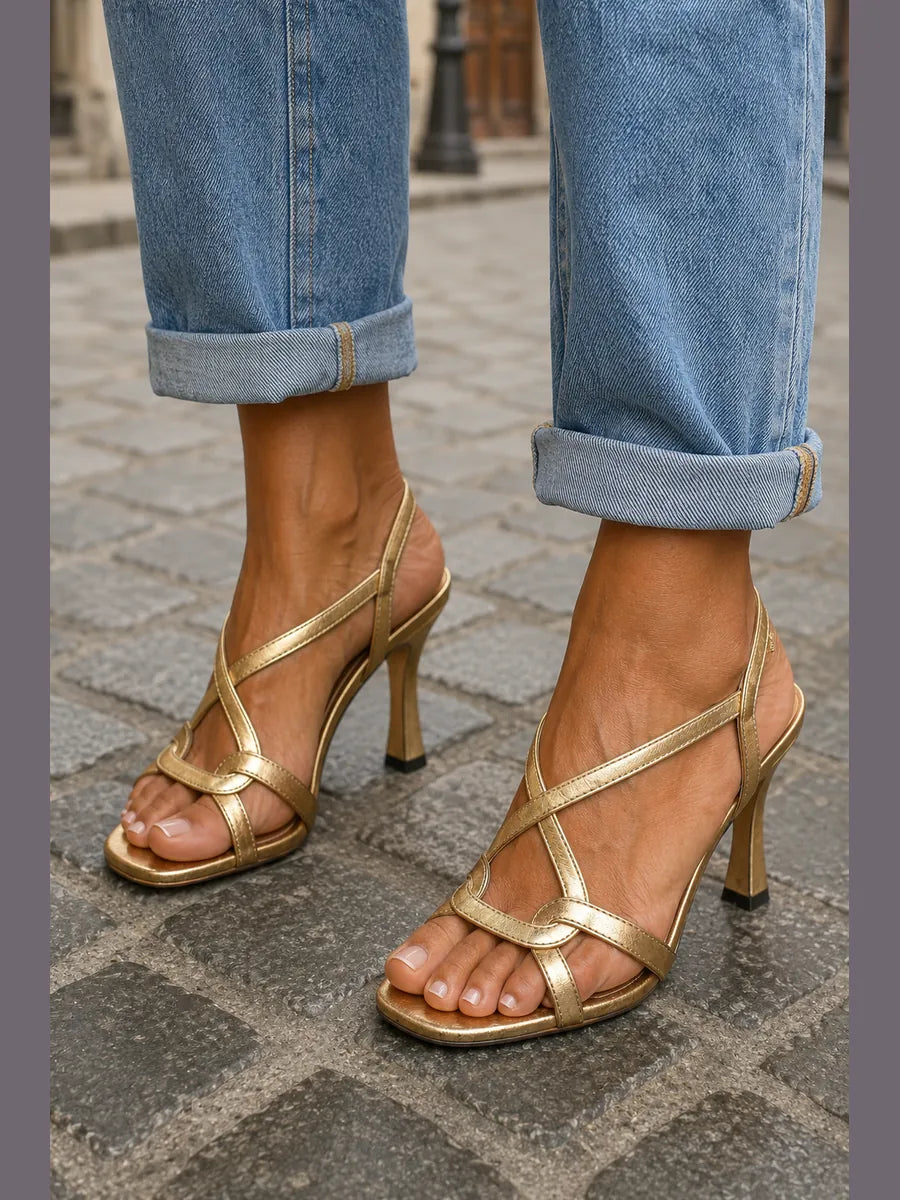 Gloria | Sandalias Doradas de Tacón