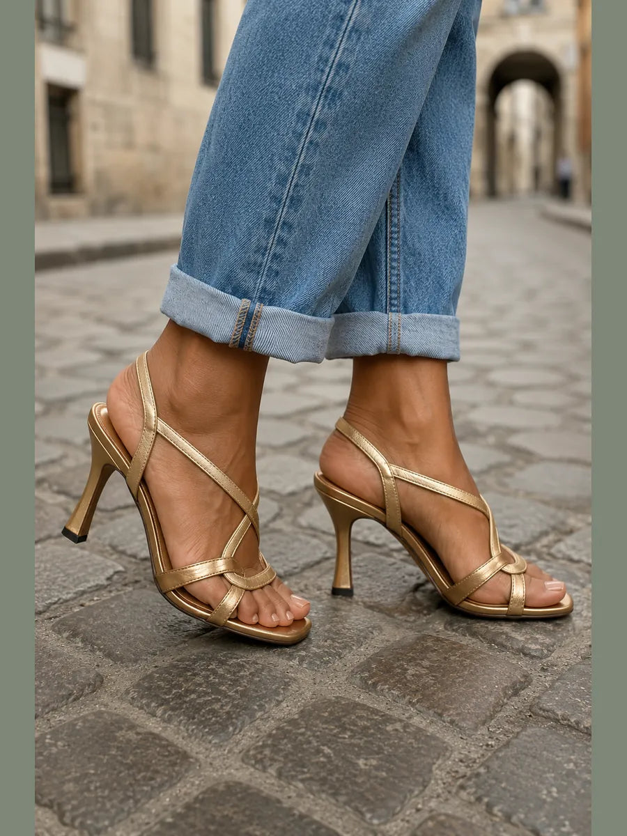 Gloria | Sandalias Doradas de Tacón