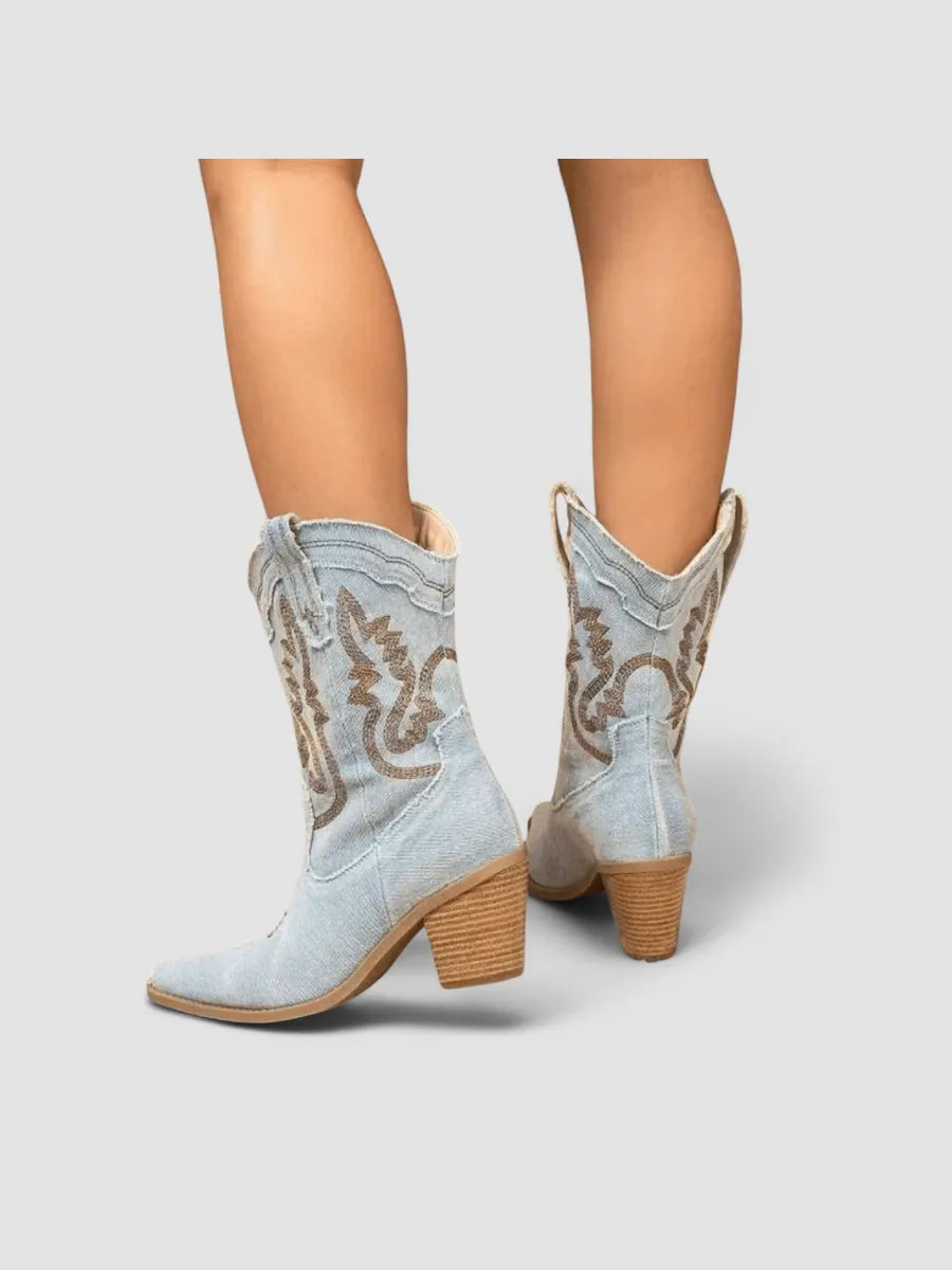 Noemí | Botines Camperos con Bordados