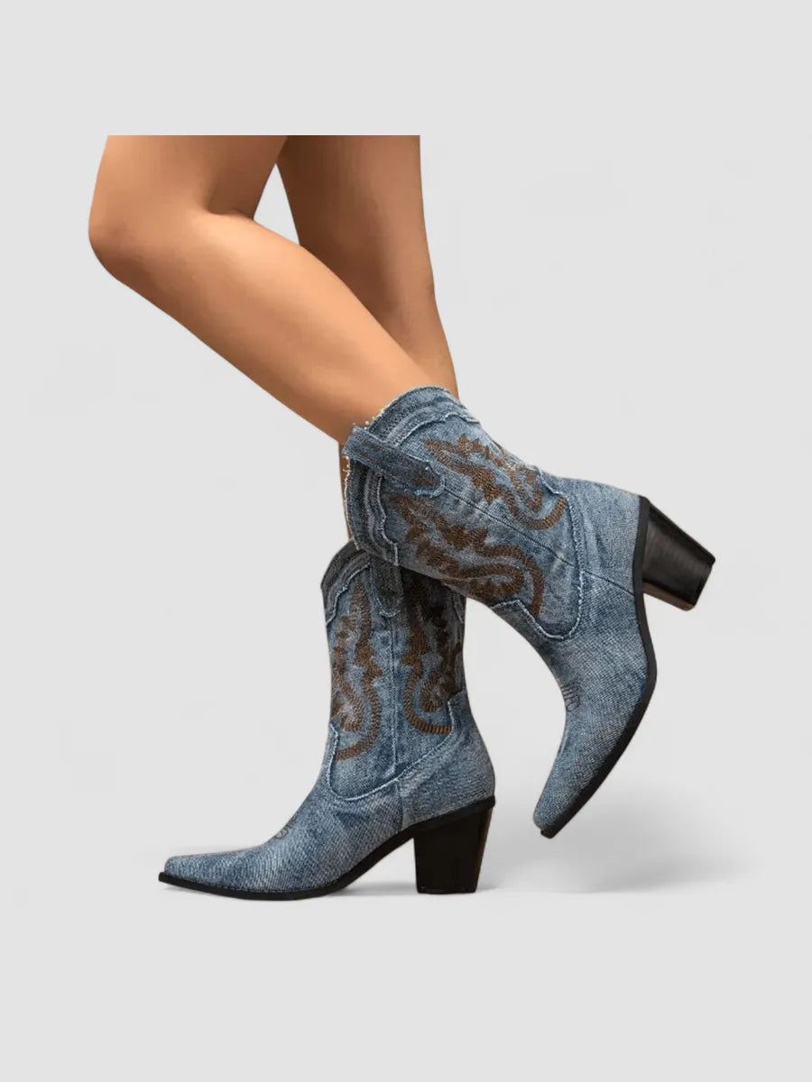 Noemí | Botines Camperos con Bordados