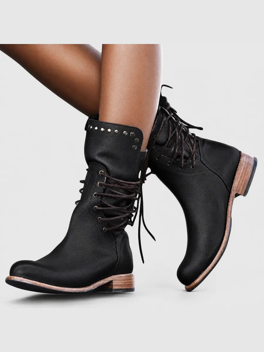 Úrsula | Botas Vintage con Cordones y Tachuelas